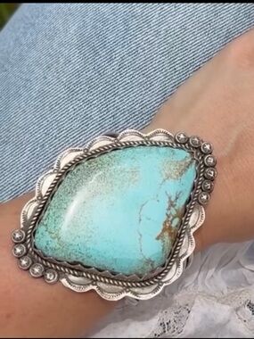 Navajo Danny Hinio Kingman Turquoise XL Sterling Silver Cuff